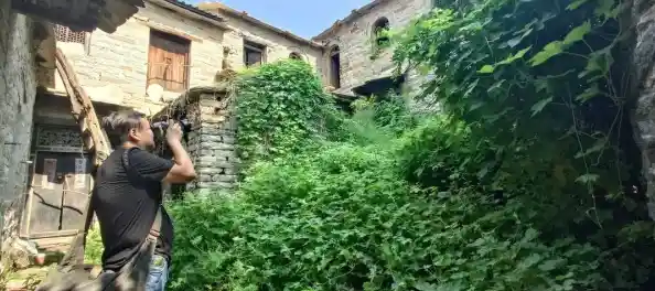 还在寻找一款真正的商业模拟游戏？商道高手富翁服》让你白手起家建立帝国！