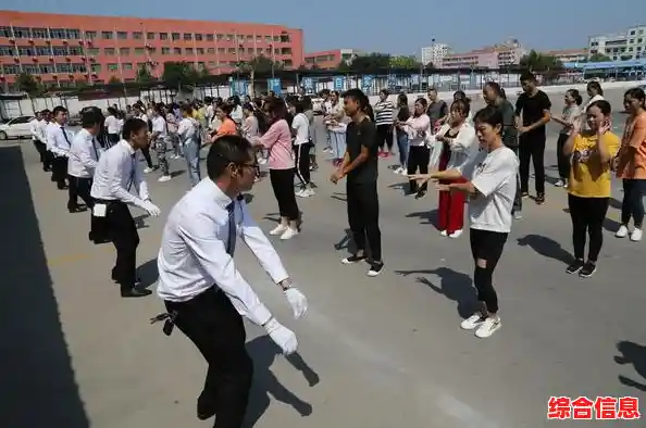 还在找一款轻松上手的模拟驾驶游戏?我的驾校》3D视角让你随时随地练车! 还在找一款轻松上手的模拟驾驶游戏?我的驾校》3D视角让你随时随地练车!