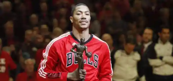 NBA2K20手机版—组建你的梦幻球队，横扫赛场岂不痛快？