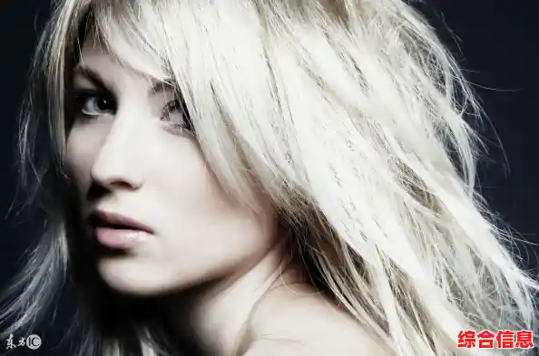 无聊时间怎么打发？不如来试试《经典消星星2015》的刺激消除吧！