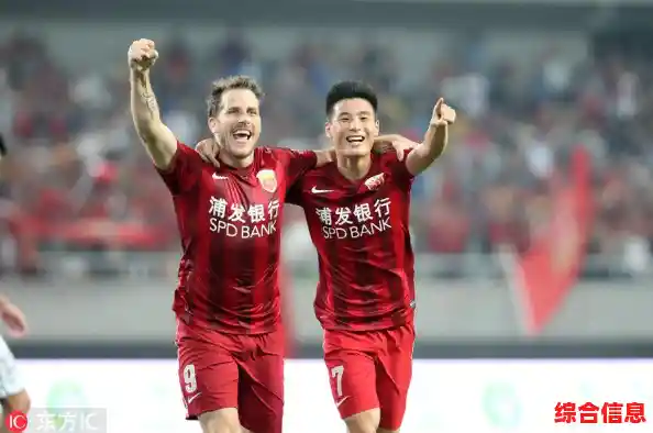 还在找一款能组建自己球队的足球游戏？实战十一人游戏》带你圆梦！