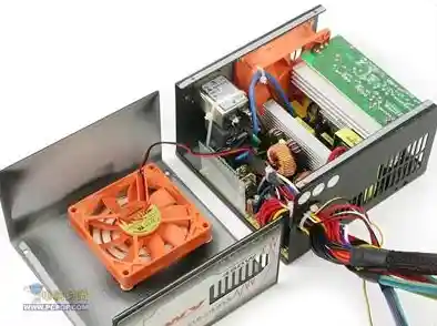 优质电脑电源：高效稳定输出，为您的设备提供持久动力支持