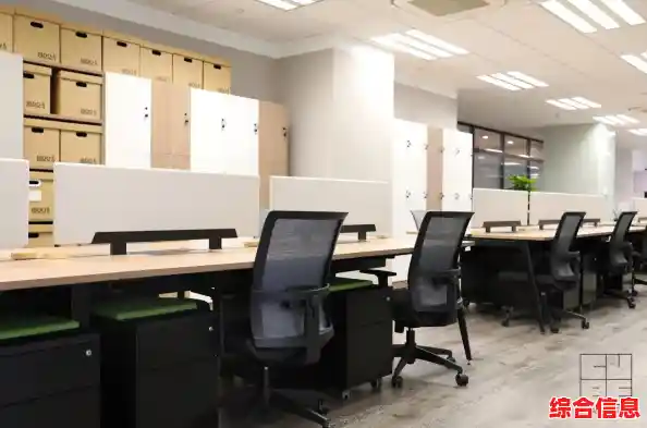 打造高效办公环境：电脑桌的选购技巧与创意设计灵感分享