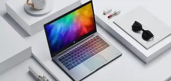 体验东芝高性能轻薄本：无缝切换办公与休闲，畅享高效数字生活