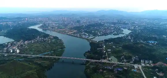 《农夫有块地》究竟有多好玩？塔防闯关的奇妙体验你敢来挑战吗？