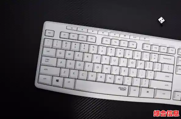 静音键盘带来静谧办公环境,让每一次敲击都轻柔无声 静音键盘带来静谧办公环境,让每一次敲击都轻柔无声