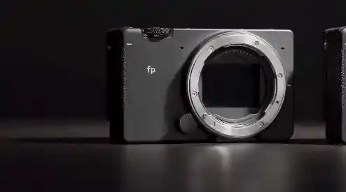 2021年度热门手机盘点：全面屏与超强拍照性能旗舰机型解析