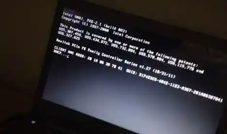 突发电脑黑屏不必慌！实用自救技巧与故障排除方法