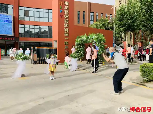 还在找高自由度多结局游戏?失落园2中文版》等你探索! 还在找高自由度多结局游戏?失落园2中文版》等你探索!