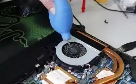 专业清灰技巧：让您的笔记本电脑呼吸更顺畅，持久如新！