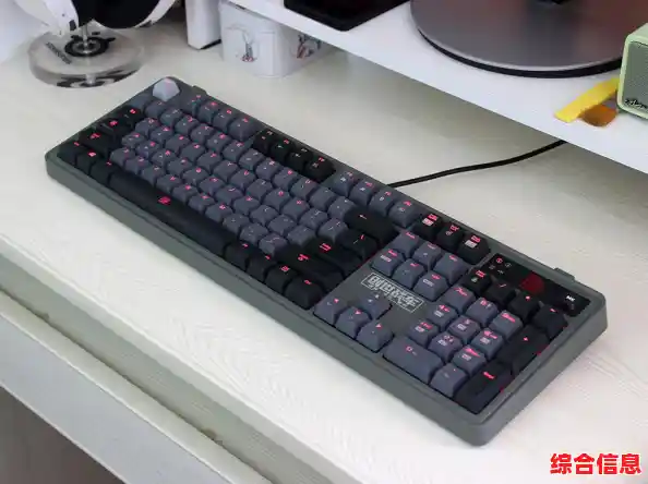 想要体验超棒的末世废土冒险?重装机兵2重制版》还不快来下载! 想要体验超棒的末世废土冒险?重装机兵2重制版》还不快来下载!