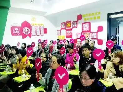 想挑战多样化赛道和极致驾驶技巧?登山赛车2国际服》不正是你的终极选择吗? 想挑战多样化赛道和极致驾驶技巧?登山赛车2国际服》不正是你的终极选择吗?