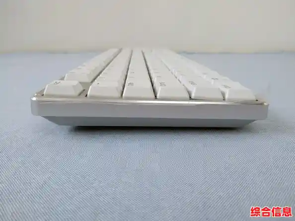 桌面图标隐身术:轻松几步让工作区域清爽无干扰 桌面图标隐身术:轻松几步让工作区域清爽无干扰